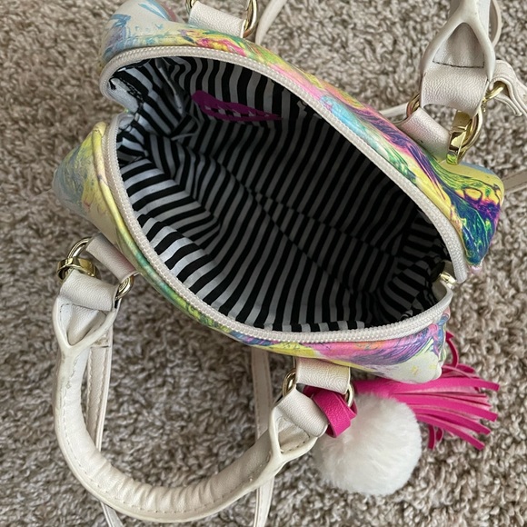 Betsey Johnson bag - Picture 2 of 3